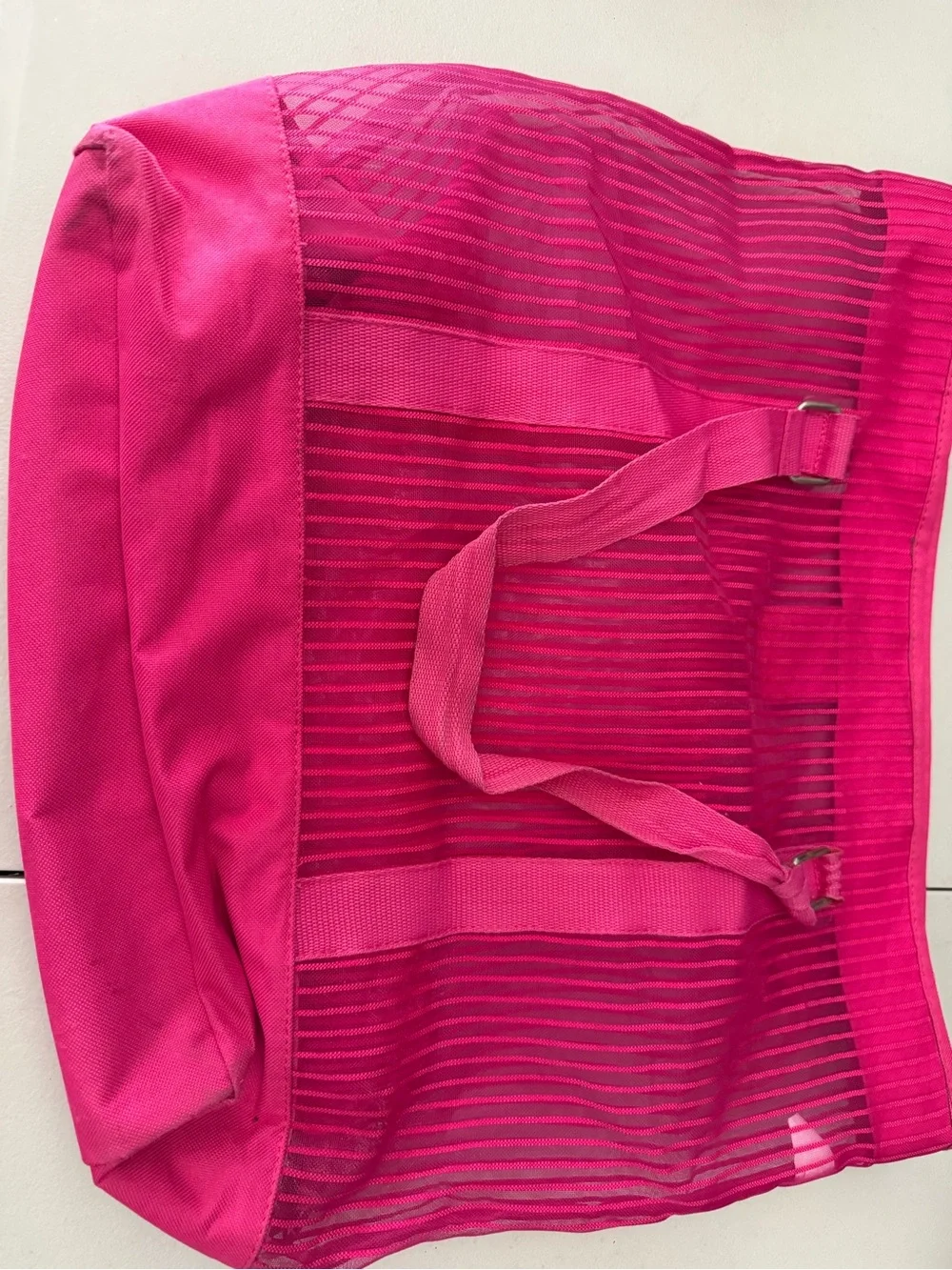 N/A vibrant pink